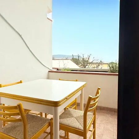 M428 - Marcelli, Bilocale Con Terrazzo A Due Passi Dal Mare